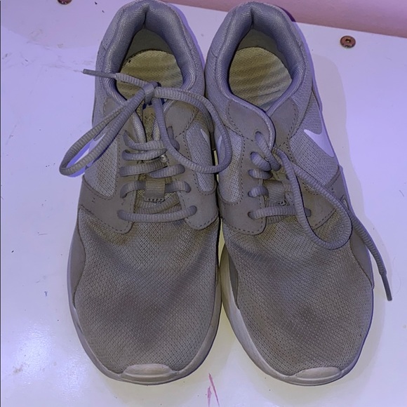 Nike sneakers - Picture 5 of 5